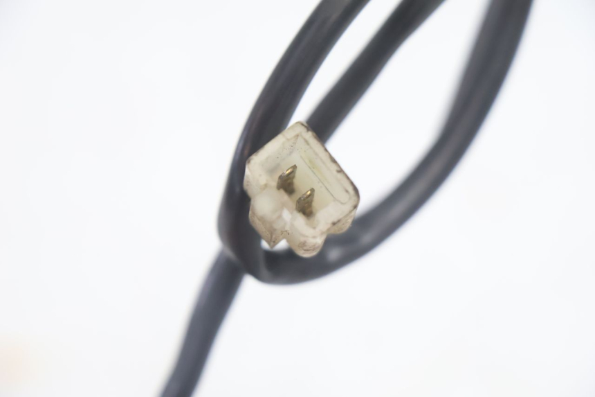 photo de INTERRUPTOR DERECHO PEUGEOT LUDIX 50 (2005 - 2007) - Estado de la superficie y material