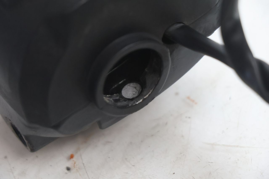 photo de INTERRUPTOR DERECHO PEUGEOT LUDIX SNAKE 2T 50 (2004 - 2014) - Marcados y referencias originales