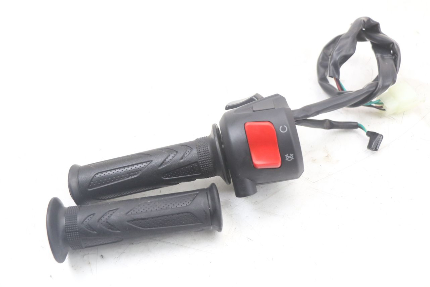 photo de CONMUTADOR DERECHA MASAI SCRAMBLER SPORT 125 (2021 - 2025) - Primer plano técnico