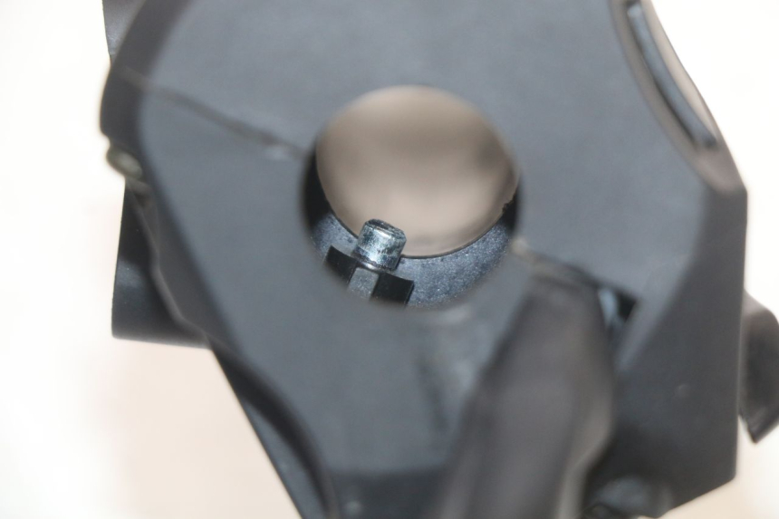 photo de CONMUTADOR DERECHA MASAI SCRAMBLER SPORT 125 (2021 - 2025) - Estado de la superficie y material