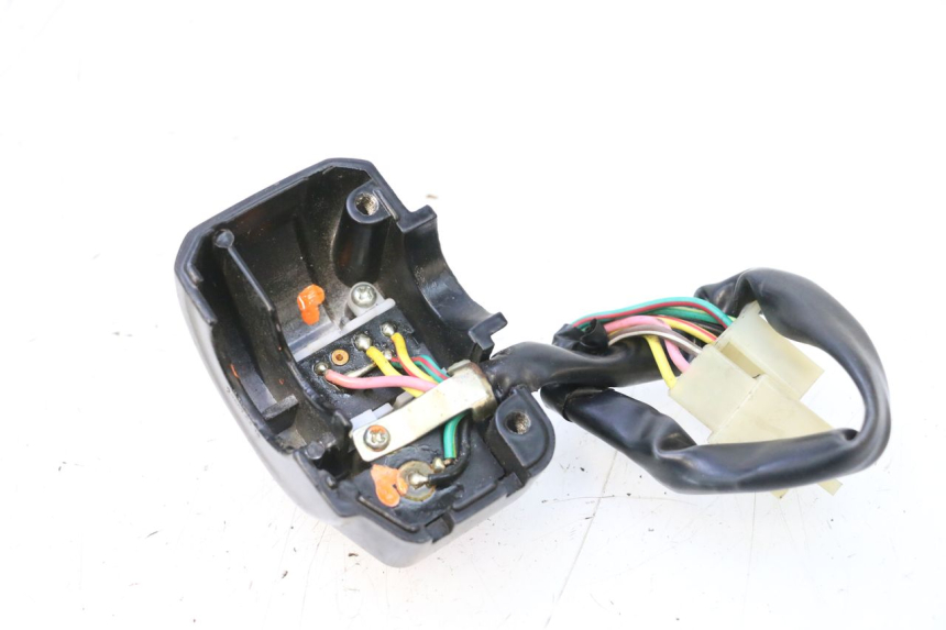 photo de CONMUTADOR DERECHA KEEWAY MATRIX RX9 125 (2006 - 2007) - Zoom estado de uso