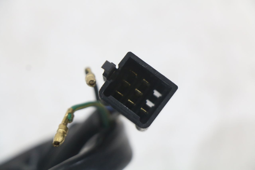 photo de INTERRUPTOR DERECHO SYM MIO 50 (2011 - 2017) - Características distintivas