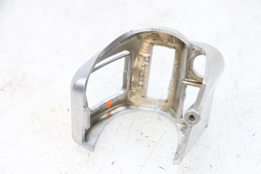 photo de CONMUTADOR DERECHA PIAGGIO MP3 HPE 300 (2019 - 2026) - Primer plano técnico