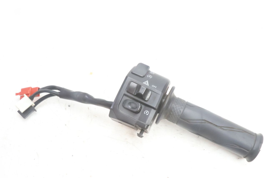 photo de CONMUTADOR DERECHA YAMAHA N-MAX NMAX 125 (2021 - 2024) - Vista principal