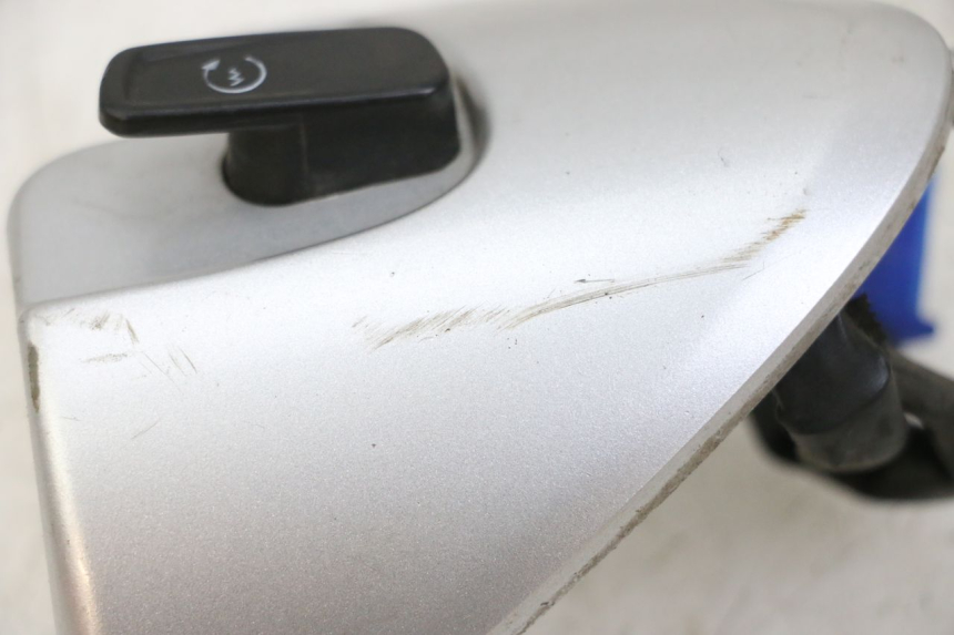 photo de INTERRUPTOR DERECHO YAMAHA NEOS NEO'S 4T 50 (2008 - 2016) - Detalle de la pieza