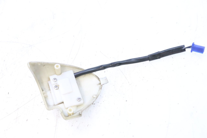 photo de INTERRUPTOR DERECHO YAMAHA NEOS NEO'S 4T 50 (2008 - 2016) - Otra perspectiva