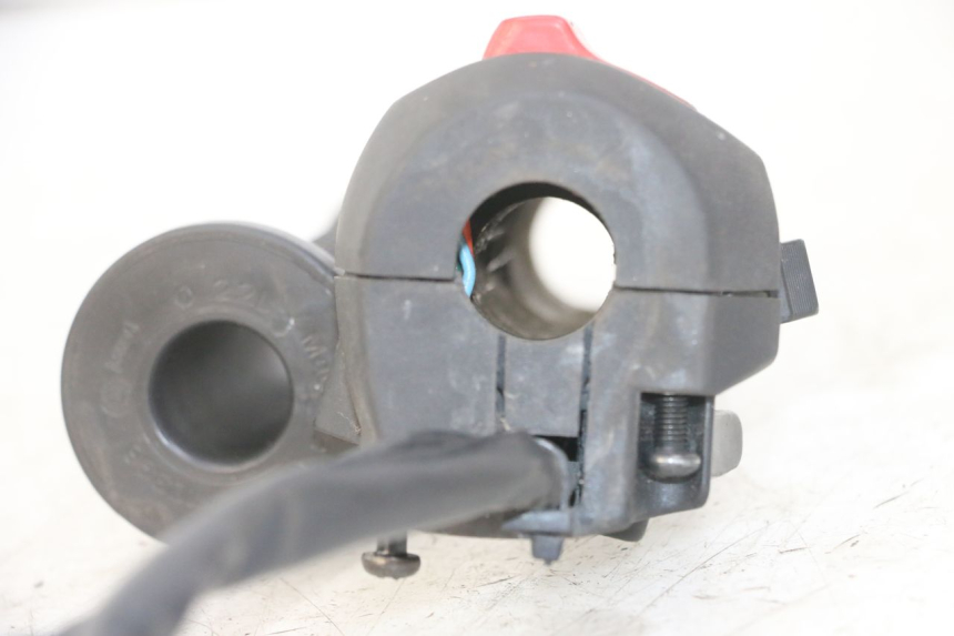 photo de INTERRUPTOR DE DIRECCIóN GILERA NEXUS 125 (2009 - 2013) - Primer plano técnico
