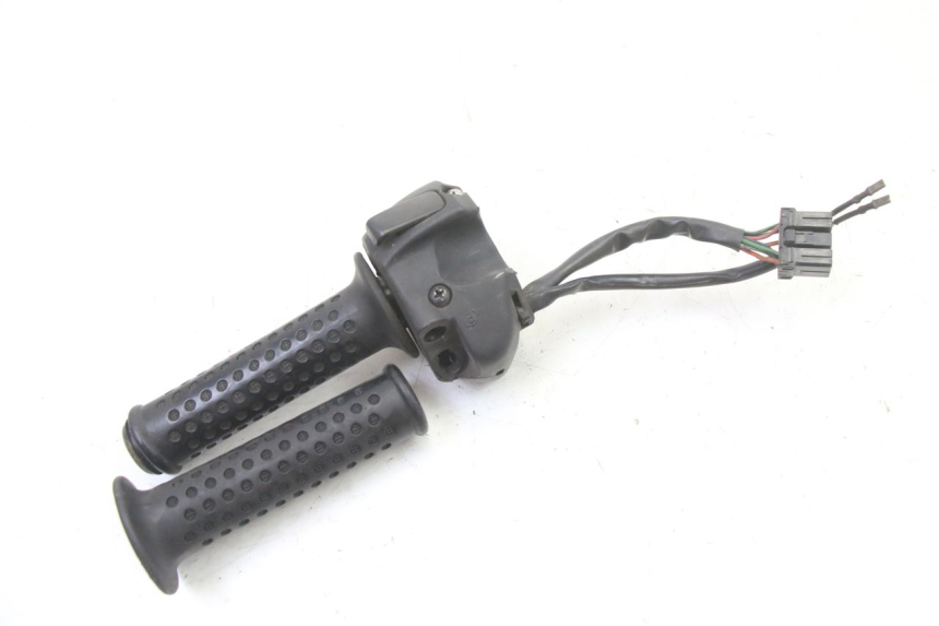 photo de INTERRUPTOR DE DIRECCIóN GILERA NEXUS 125 (2009 - 2013) - Primer plano técnico