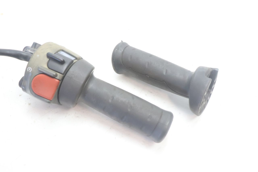 photo de CONMUTADOR DERECHA MBK NITRO 50 (2004 - 2008) - Detalle de la pieza