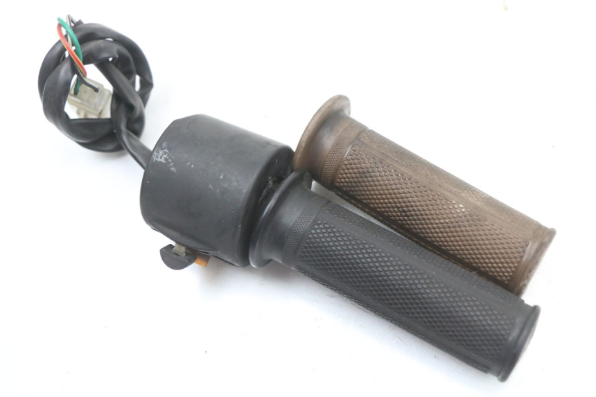 photo de CONMUTADOR DERECHA JM MOTORS OLDIES 4T 50 (2010 - 2020) - Primer plano técnico