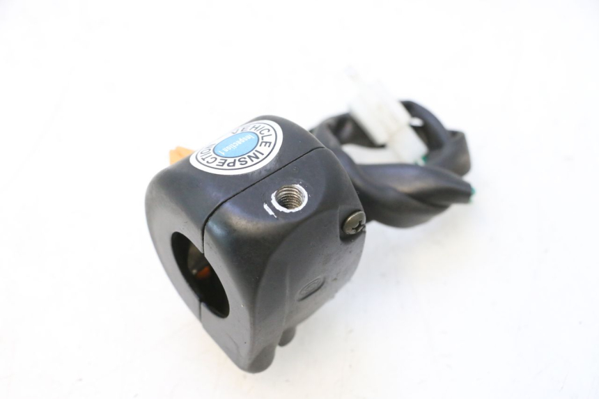 photo de CONMUTADOR DERECHA JM MOTORS OLDIES 4T 50 (2010 - 2020) - Estado de la superficie y material