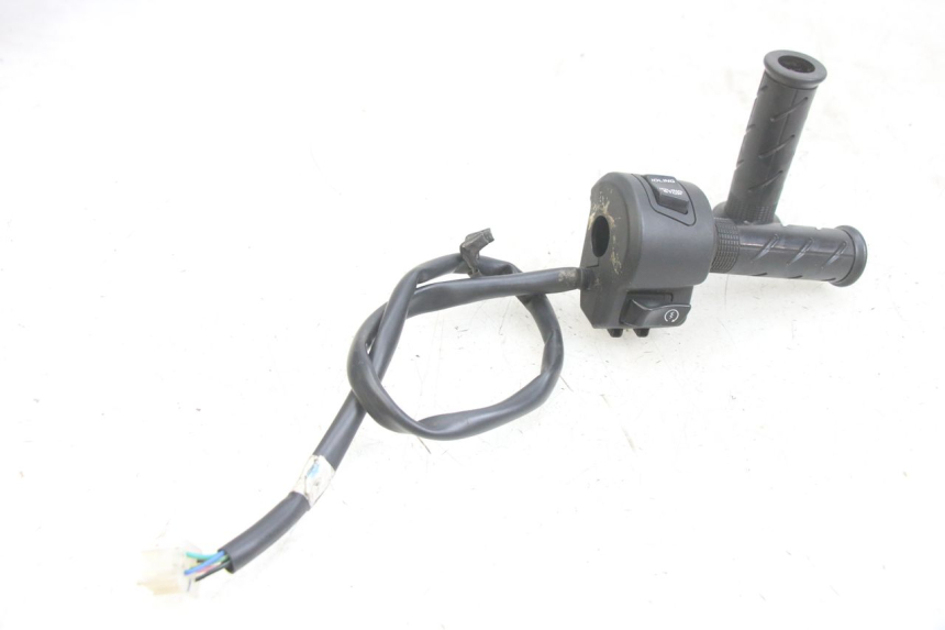 photo de INTERRUPTOR DERECHO HONDA PCX (JF47) 125 (2012 - 2013) - Vista principal