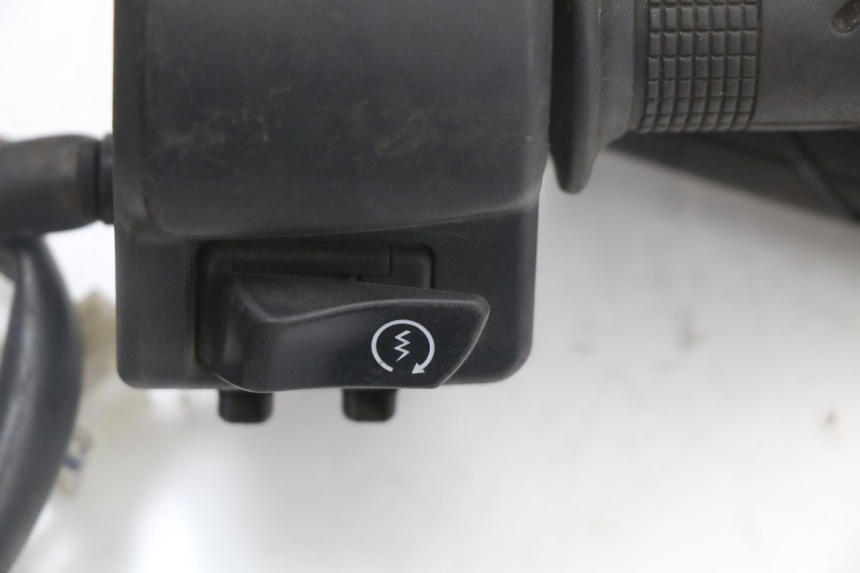 photo de INTERRUPTOR DERECHO HONDA PCX (JF47) 125 (2012 - 2013) - Vista general del producto