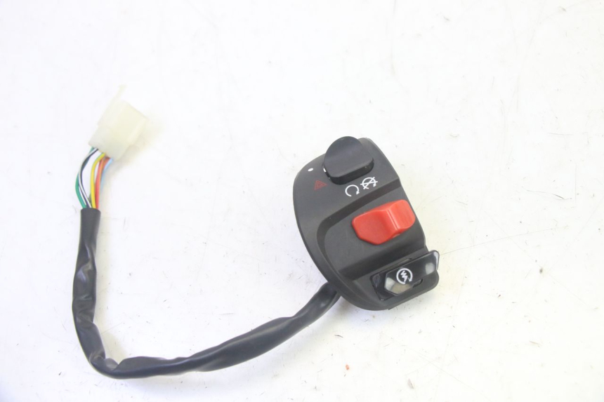 photo de CONMUTADOR DERECHA EFUN PUSA 1 - Vista principal