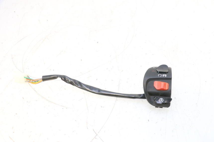photo de CONMUTADOR DERECHA EFUN PUSA 1 - Vista principal