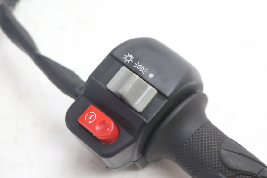 photo de CONMUTADOR DERECHA RIDE RACE GT 2T 50 (2012 - 2017) - Detalle de la pieza