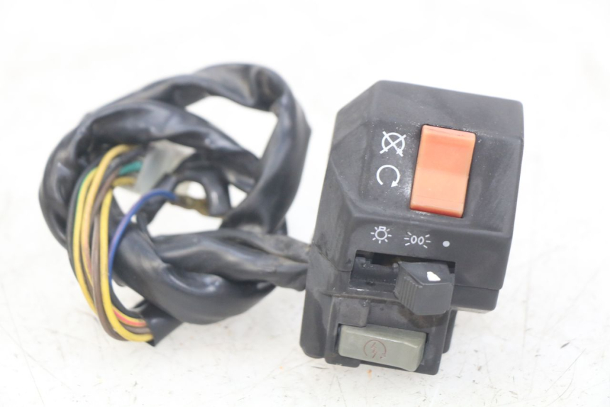 photo de INTERRUPTOR DERECHO YAMASAKI RAPTOR 50 (2013 - 2018) - Vista principal