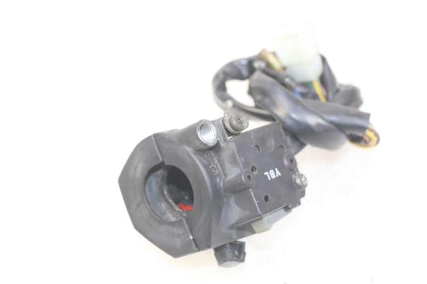 photo de INTERRUPTOR DERECHO YAMASAKI RAPTOR 50 (2013 - 2018) - Detalle de la pieza