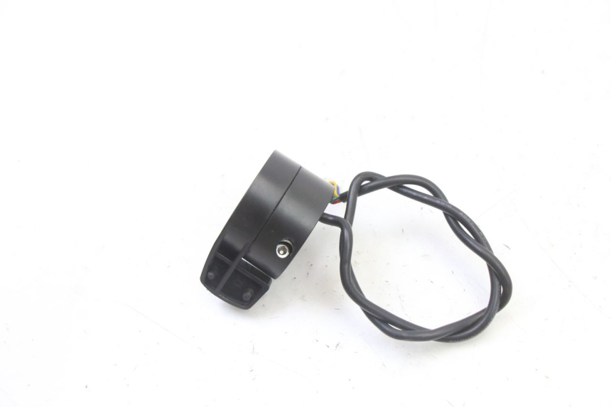 photo de CONMUTADOR DERECHA PUNK ELECTRIC RIDER 1 - Primer plano técnico