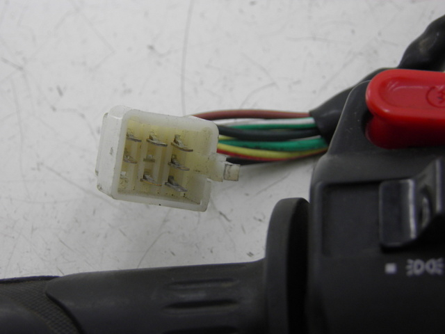 photo de CONMUTADOR DERECHA ROADSIGN WALLABY 50 (2009 - 2014) - Zoom estado de uso