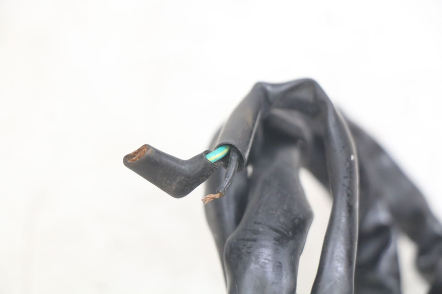 photo de INTERRUPTOR DERECHO YAMASAKI ROADSTER 50 (2013 - 2018) - Zoom estado de uso