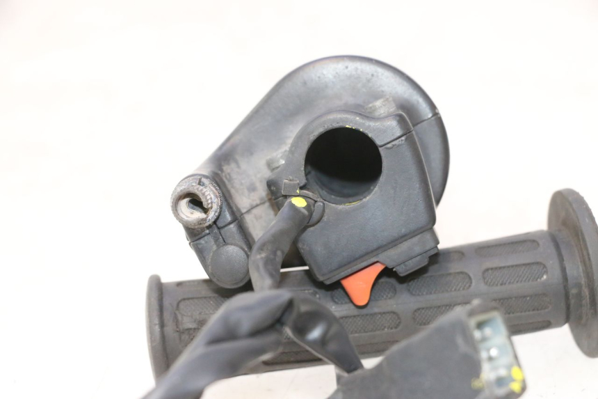 photo de CONMUTADOR DERECHA MZ RT 125 (2000 - 2008) - Zoom estado de uso