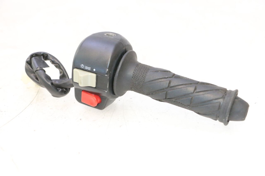photo de INTERRUPTOR DERECHO KEEWAY RY6 2T 50 (2011 - 2019) - Vista principal