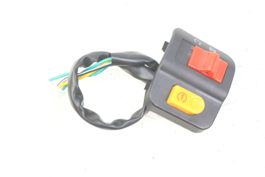 photo de INTERRUPTOR DERECHO JM MOTORS SANTANA 50 (2014 - 2023) - Vista principal