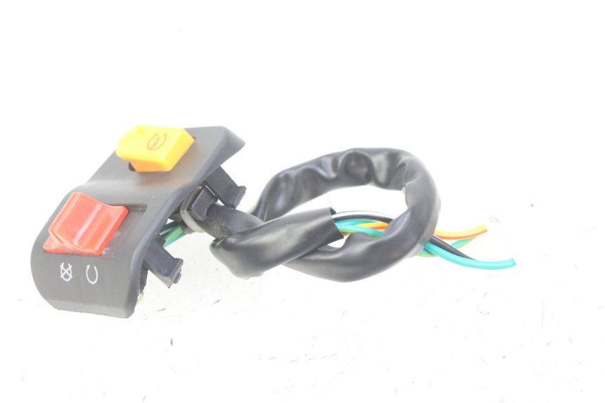 photo de INTERRUPTOR DERECHO JM MOTORS SANTANA 50 (2014 - 2023) - Otra perspectiva