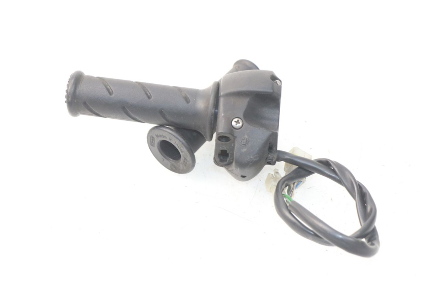 photo de CONMUTADOR DERECHA PEUGEOT SATELIS 300 (2012 - 2015) - Primer plano técnico