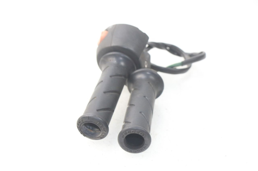 photo de CONMUTADOR DERECHA PEUGEOT SATELIS 300 (2012 - 2015) - Recambio usado revisado