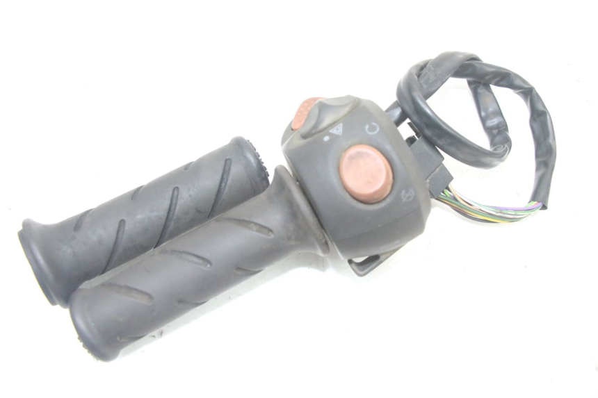 photo de CONMUTADOR DERECHA PEUGEOT SATELIS 125 (2013 - 2018) - Otra perspectiva