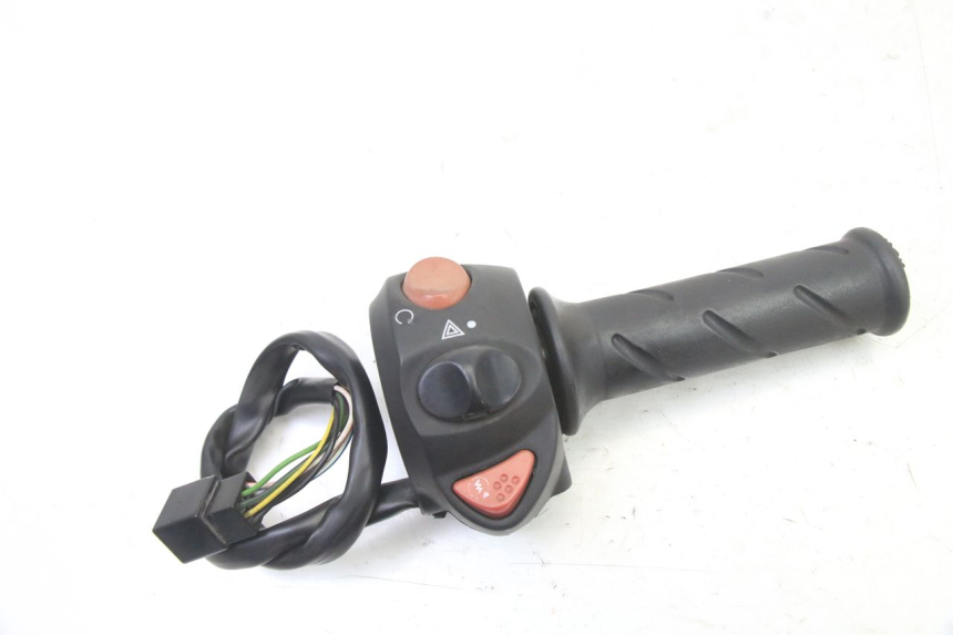 photo de CONMUTADOR DERECHA PEUGEOT SATELIS 125 (2013 - 2018) - Vista principal