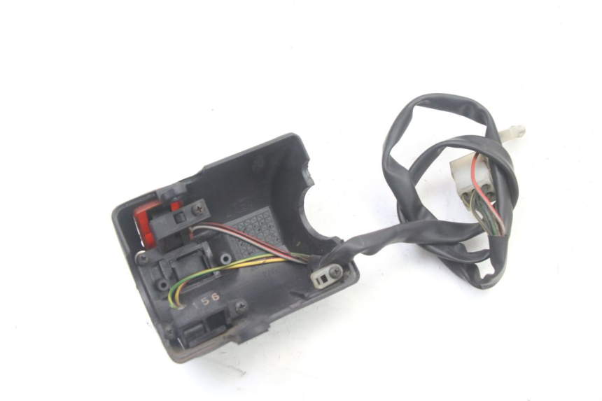 photo de CONMUTADOR DERECHA APRILIA SCARABEO GT TOURING 125 (1999 - 2005) - Primer plano técnico