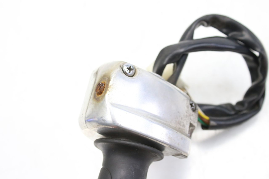 photo de INTERRUPTOR DERECHO KYMCO SENTO 100 (2008 - 2013) - Vista general del producto