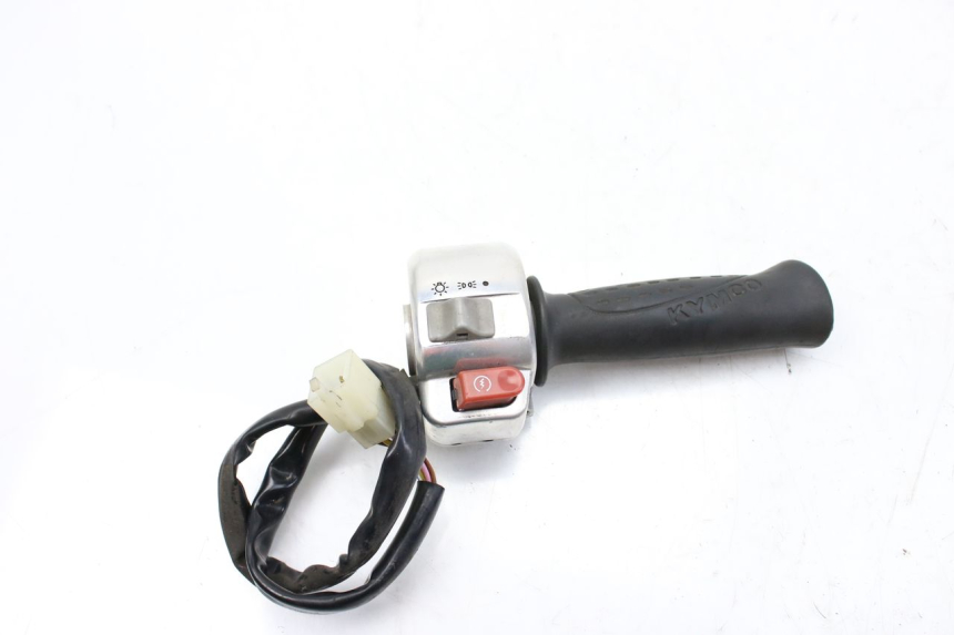 photo de INTERRUPTOR DERECHO KYMCO SENTO 100 (2008 - 2013) - Recambio usado revisado