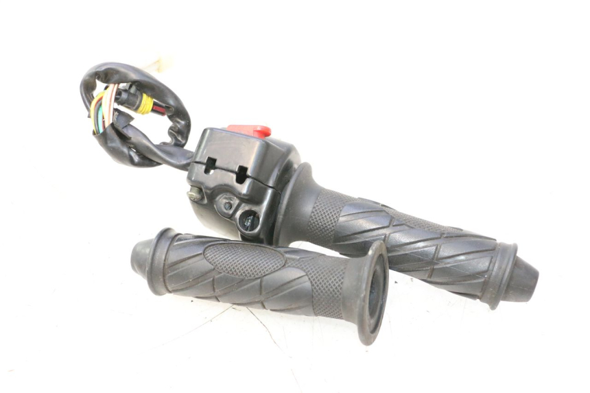 photo de CONMUTADOR DERECHA RIDE SLASH 2T 50 (2012 - 2014) - Zoom estado de uso