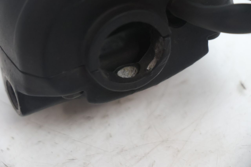 photo de CONMUTADOR DERECHA PEUGEOT SPEEDFIGHT 2 AC 50 (2000 - 2009) - Primer plano técnico