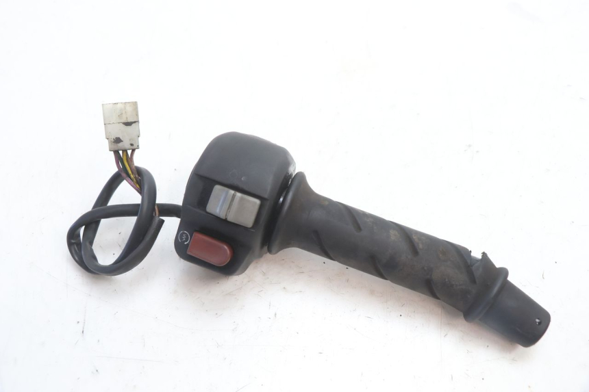 photo de INTERRUPTOR DERECHO PEUGEOT SPEEDFIGHT LC 50 (1996 - 2002) - Vista principal