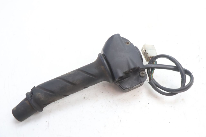 photo de INTERRUPTOR DERECHO PEUGEOT SPEEDFIGHT LC 50 (1996 - 2002) - Vista general del producto