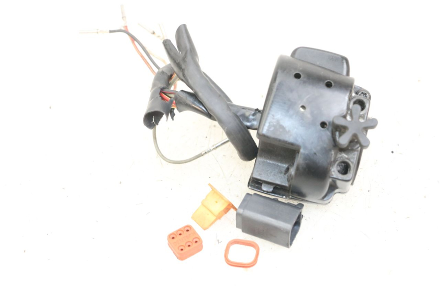 photo de CONMUTADOR DERECHA HARLEY DAVIDSON SPORTSTER XL CUSTOM 1200 (2003 - 2004) - Detalle de la pieza