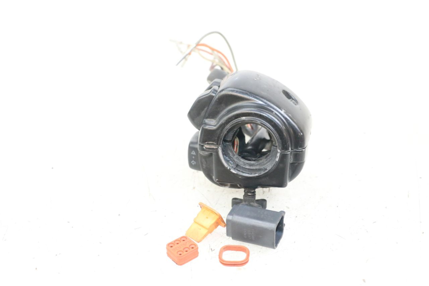 photo de CONMUTADOR DERECHA HARLEY DAVIDSON SPORTSTER XL CUSTOM 1200 (2003 - 2004) - Otra perspectiva