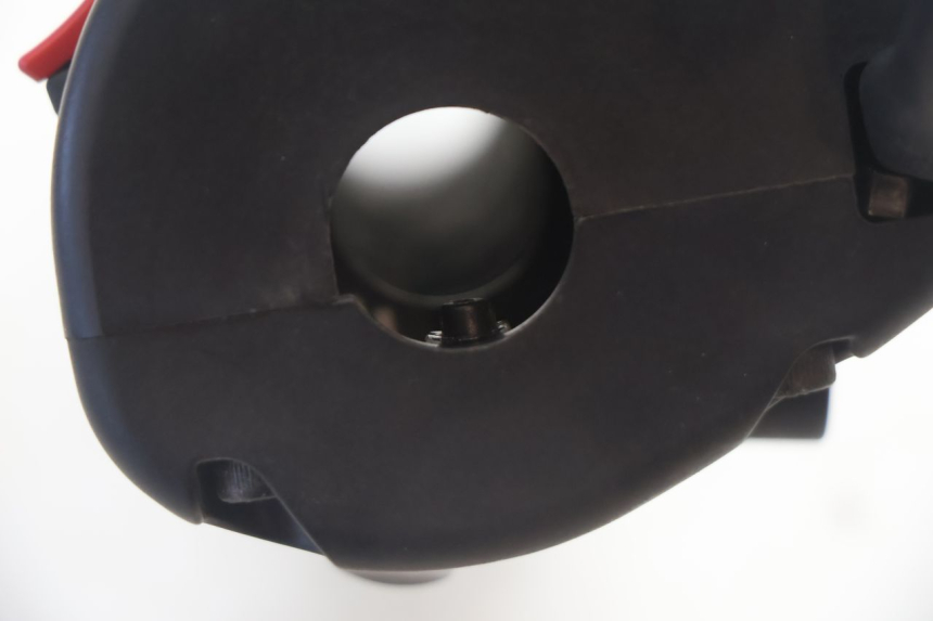 photo de CONMUTADOR DERECHA CAN-AM SPYDER RS 1000 (2008 - 2012) - Estado de la superficie y material