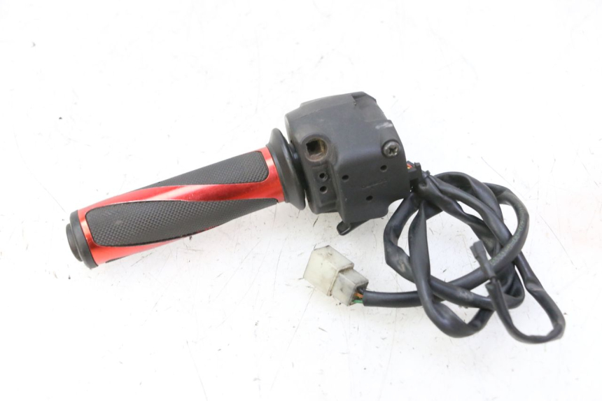 photo de CONMUTADOR DERECHA APRILIA SR R 2T LC 50 (2018 - 2021) - Vista general del producto