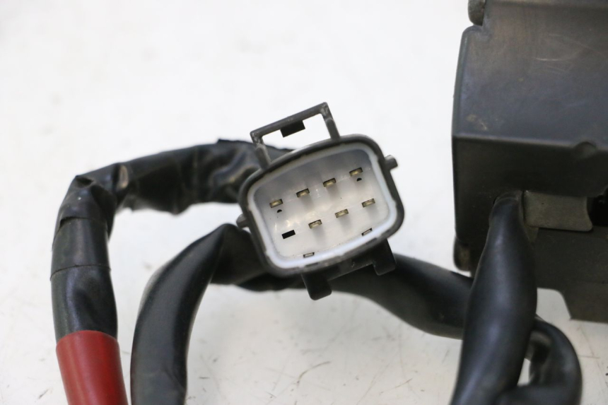 photo de CONMUTADOR DERECHA DUCATI SS IE DS CARENEE 1000 (2002 - 2006) - Zoom estado de uso