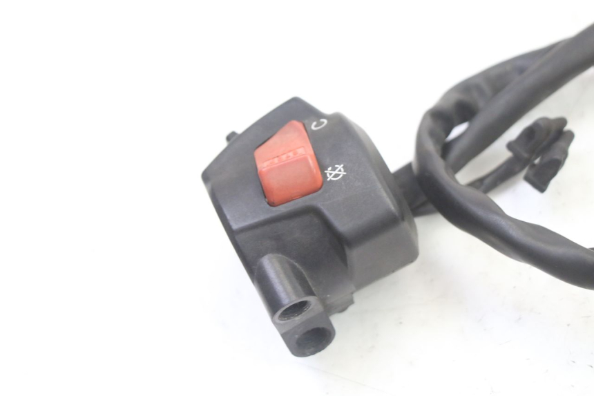 photo de CONMUTADOR DERECHA HONDA ST PAN EUROPEAN 1300 (2002 - 2013) - Otra perspectiva