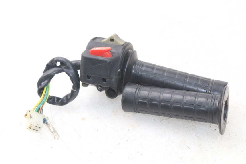 photo de CONMUTADOR DERECHA FYM STRADA 50 (2007 - 2014) - Detalle de la pieza