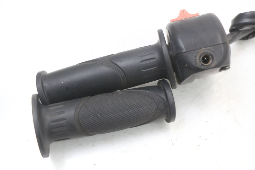 photo de  VASTRO STREET X 4T 50 (2016 - 2021) - Primer plano técnico