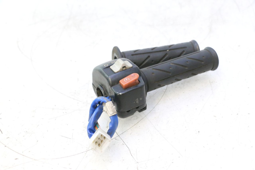 photo de CONMUTADOR DERECHA KYMCO SUPER 8 2T 50 (2007 - 2013) - Vista general del producto