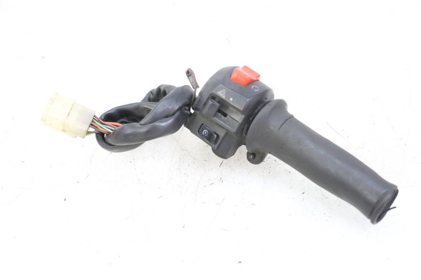 photo de CONMUTADOR DERECHA SUZUKI BURGMAN 125 (2015 - 2017) - Vista principal